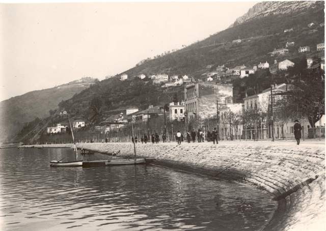 001 I-6 Riviera Barcola.jpg